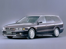 Mitsubishi Legnum 1996 model