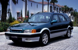 Toyota Sprinter Carib 1988 model