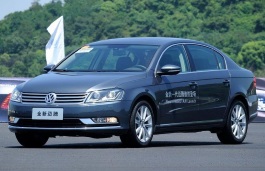 Volkswagen Magotan zdjęcie (Rok modelowy 2012)